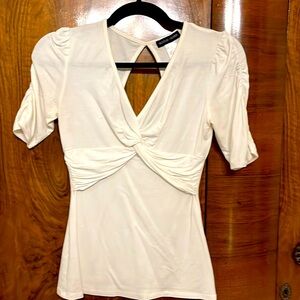 Boston Proper White Twist Front V-neck Short Sleeved Fitted Shirt Size XS